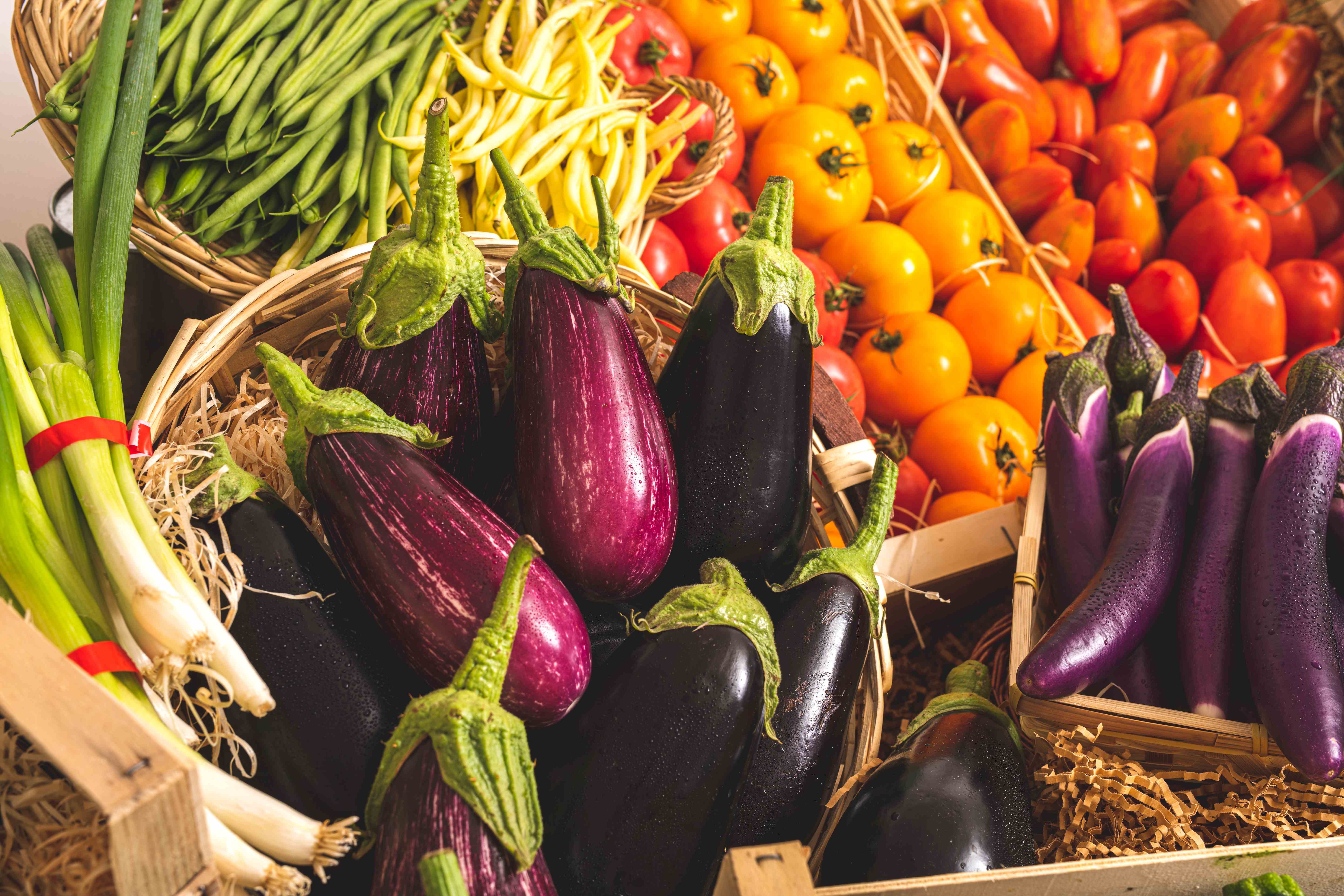 Tout savoir sur ces légumes de A à Z: leur origine, leur histoire, leur production, et leur conservation